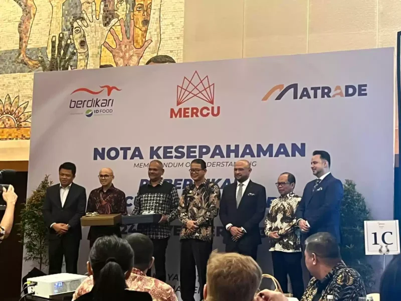 Keterangan foto : Mercu Food (M) Sdn. Bhd. dan PT Berdikari menandatangani Memorandum of Understanding (MOU) yang signifikan, Sabtu (25/11/2023)