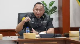 Keterangan foto : Kepala Pusat Penerangan Hukum (Kapuspenkum) Kejagung Ketut Sumedana, Senin (27/11/2023)