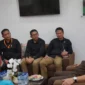Keterangan foto : Kepala Kejaksaan Negeri Jakarta Barat (Kajari Jakbar), Hendri Antoro didampingi oleh Kepala Seksi Intelijen menerima Audiensi dari Komisi Pemilihan Umum (KPU) Kota Jakarta Barat, Kamis (30/11/2023)