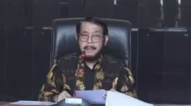 Anwar Usman Hakim Mahkamah Kontitusi Paman Cawapres Gibran Rakabuming dan Adik Ipar Presiden Jokowi.