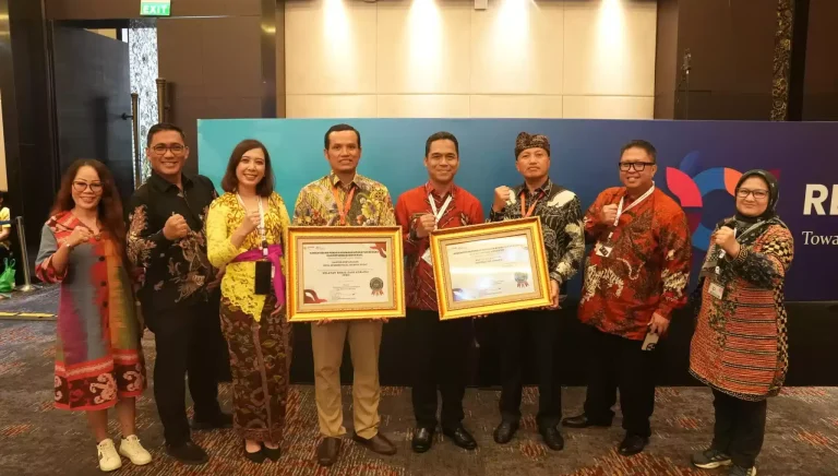 Keren !!! Kantah Jakpus Meraih Predikat Wilayah Bebas Korupsi Tahun 2023 Keren !!! Kantah Jakpus Meraih Predikat Wilayah Bebas Korupsi Tahun 2023