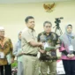 Keterangan foto : Penyerahan dan Peluncuran Sertifikat Tanah Elektronik untuk Masyarakat, (Selasa, 5/12/2023) 