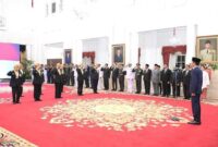Keterangan foto : Presiden Joko Widodo saat melantik beberapa pembantunya di Istana, Kamis (30/11/2023)