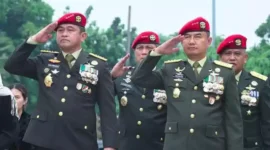 Keterangan foto : Kepala Staf TNI Angkatan Darat (KSAD) Maruli Simanjuntak ingin melanjutkan kiprah mantan Kepala Badan Nasional Penanggulangan Bencana (BNPB) Doni Monardo di TNI, Senin (4/12/2023)
