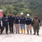 Keterangan foto : penyegelan atau pemberhentian operasional aktivitas pertambangan emas diiduga oleh PT Samudra Banten Jaya (PT SBJ) di Desa Warung Banten, Kecamatan Cibeber, Kabupaten Lebak, Senin (4/12/2023)