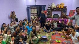 Keterangan foto : Mengikuti kunjungan St. Nikson Silalahi caleg DPR RI Partai Gerindra turun ke Dapil Sumut 3 tatap muka dan dialog dengan para pendukungnya satu minggu terakhir memberikan optimisme besar kepada tim pendukungnya, Kamis (7/12/2023)