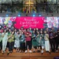 Keterangan foto : Kepala Sekolah SMPK 4 PENABUR Jakarta Debbie Paskawaty beserta Para Guru dan panitia pelaksana Perayaan ibadah Natal tahun 2023,(TerasMedia/Foto) 