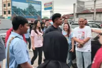 Keterangan foto : Ketua Umum PSI Kaesang Pangarep sarapan dan ngopi bareng organ relawan Jokowi, Bara JP, Projo, Posraya, All Cipayung, Tim 8 RJBBP, JPKP, PS O8, Repnas, Ndaru, Pagar, RKIH, Balad Gibran di Rumah Makan Ibu Entin khas Banten, Kota Serang, Kamis (5/1/2024)