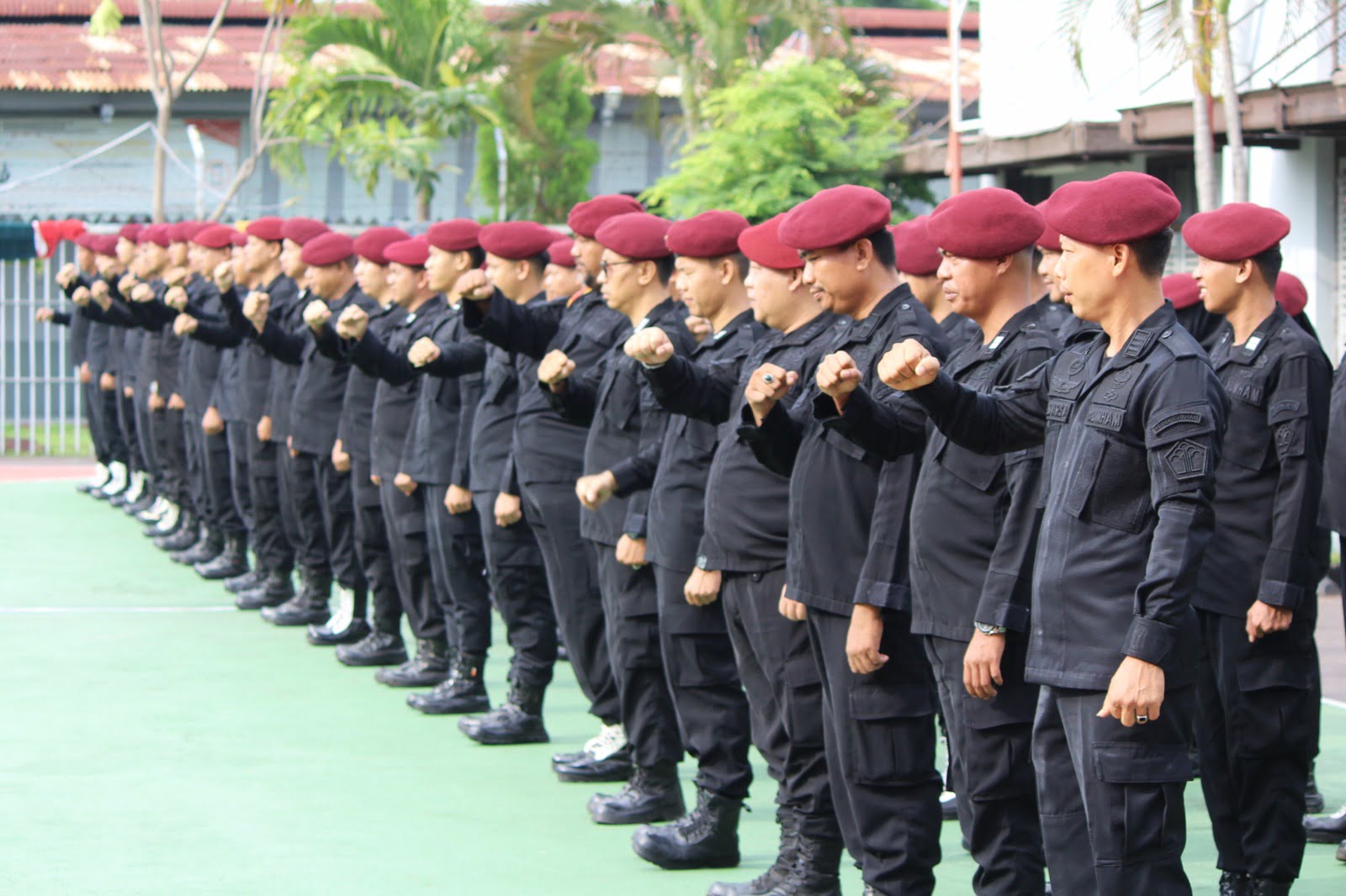 Lapas Cirebon Laksanakan Apel dan Pemusnahan Barang Bukti Hasil Razia I Teras Media