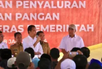 Keterangan foto : Presiden RI Jokowidodo Berkunjung ke Serang, salurkan bantuan pangan melalui Bulog dan BAPANAS, (Senin, 8/1/2024)