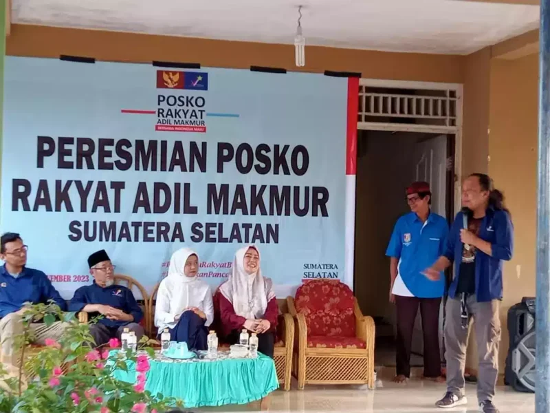 Keterangan foto : Ki Edi Susilo pun turut dalam melakukan pembacaan dan analisa dalam Debat ketiga tersebut saat di hubungi Wartawan Media.
