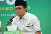 Keterangan foto : Sekretaris Jenderal Partai Kebangkitan Bangsa (PKB), Hasanuddin Wahid, S.Ag., M.Hum., angkat bicara terkait dengan tudingan bagi-bagi uang yang dialamatkan kepada Caleg DPR RI asal PKB, Camellia Hj. Panduwinata Lubis, SE, M.I.Kom, Selasa (9/1/2024)