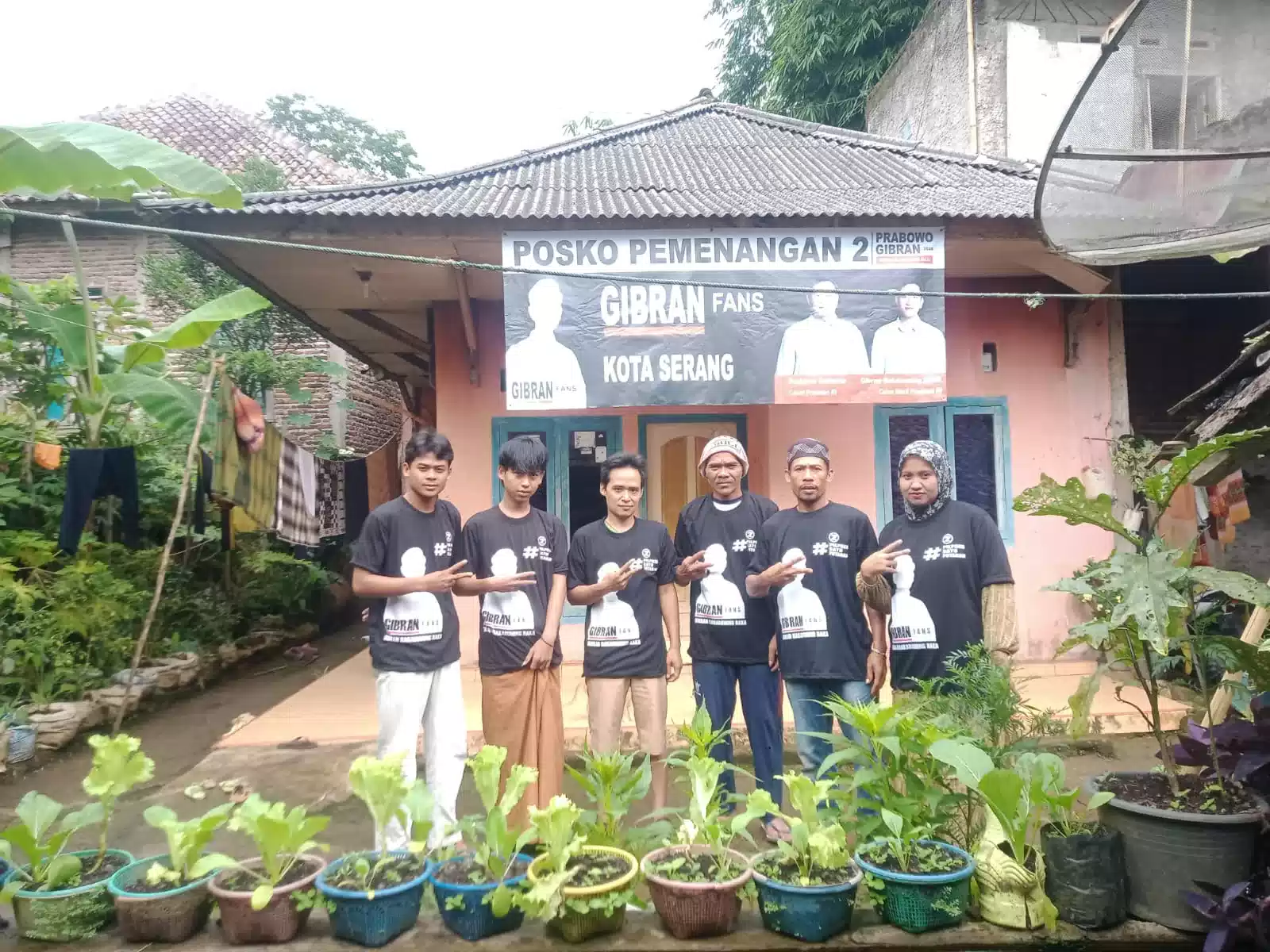 Hadapi Pilpres 2024, Gibran Fans Dirikan Posko Kemenangan di Rumah Warga