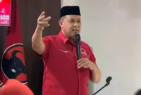 Keterangan foto : Ketua DPC PDI Perjuangan Kota Bekasi Tri Adhianto mengatakan PDI Perjuangan merupakan partai terus berjuang bersama rakyat demi menegakan panji - panji keadilan dalam spirit nafas demokrasi, Jumat (12/1/2024)