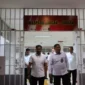 Keterangan foto : Kakanwil Kemenkumham Jabar R. Andika Prasetya didampingi oleh Kalapas Narkotika Kelas IIA Gunung Sindur Dedy Cahyadi, meninjau langsung peningkatan sarana dan prasarana layanan publik yang ada, Jumat (12/1/2024)