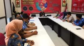 Keterangan foto : Kalapas Cirebon Yan Rusmanto Berikan Penguatan Pada Jajaran Tata Usaha Lapas, (Sabtu, 20/1/2024) 