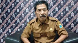 Keterangan Foto : Kepala Dinas Ketenagakerjaan dan Transmigrasi Kabupaten Lebak, Maman, Senin (22/1/2024)