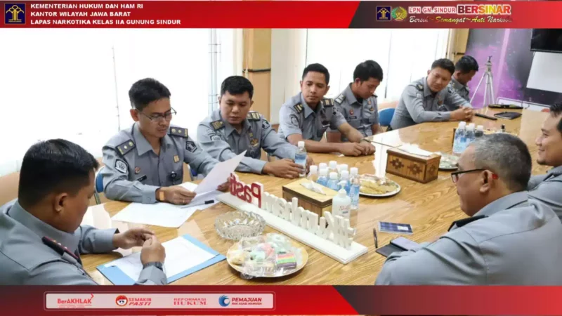 Keterangan foto : Lapas Narkotika Kelas IIA Gunung Sindur melaksanakan Assessment Tim Kerja Pembangunan Zona Integritas menuju Wilayah Bebas dari Korupsi (WBK) bertempat di Aula Sahardjo.