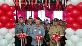 Keterangan foto : Direktur Jenderal Pemasyarakatan, Reynhard Silitonga meresmikan Dapur Sahabat  dan melakukan peninjauan pembuatan Roti Prabudana di Lapas Kelas IIA Cibinong, Senin, (29/01/2024)