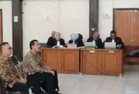 Keterangan foto : Sidang dugaan kasus korupsi akuisisi kontraktor tambang batu bara PT Satria Bahana Sarana (PT SBS) oleh anak perusahaan PT Bukit Asam Tbk kembali masuk persidangan, Selasa (30/1/2024)