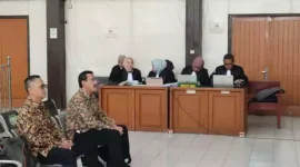 Keterangan foto : Sidang dugaan kasus korupsi akuisisi kontraktor tambang batu bara PT Satria Bahana Sarana (PT SBS) oleh anak perusahaan PT Bukit Asam Tbk kembali masuk persidangan, Selasa (30/1/2024)