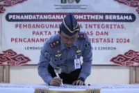 Keterangan foto : Lapas Cirebon Laksanakan Penandatanganan komitmen bersama Tahun 2024