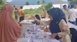 Keterangan foto : Kepala Desa Kosambironyok, Kecamatan Anyar, Kabupaten Serang, dilaporkan oleh warga karena diduga melakukan kampanye capres 02 dengan melibatkan RT/RW.