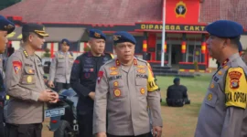 Keterangan foto : Kapolda Lampung Inspektur Jenderal (Irjen) Helmy Santika menyampaikan kepada setiap anggota jajarannya untuk tetap rendah hati dalam bermasyarakat.