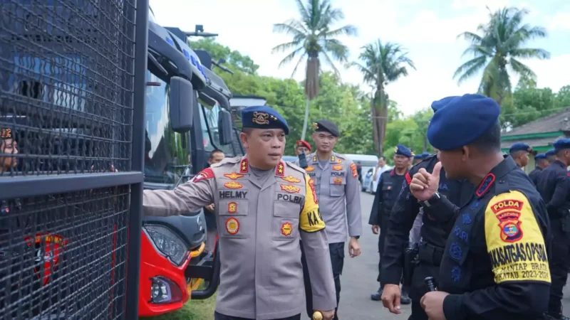 Keterangan foto : Puluhan anggota Brimob Batalyon C Lampung Utara akan disebar untuk membantu pengamanan Pemilu 2024 di 3 Kabupaten.