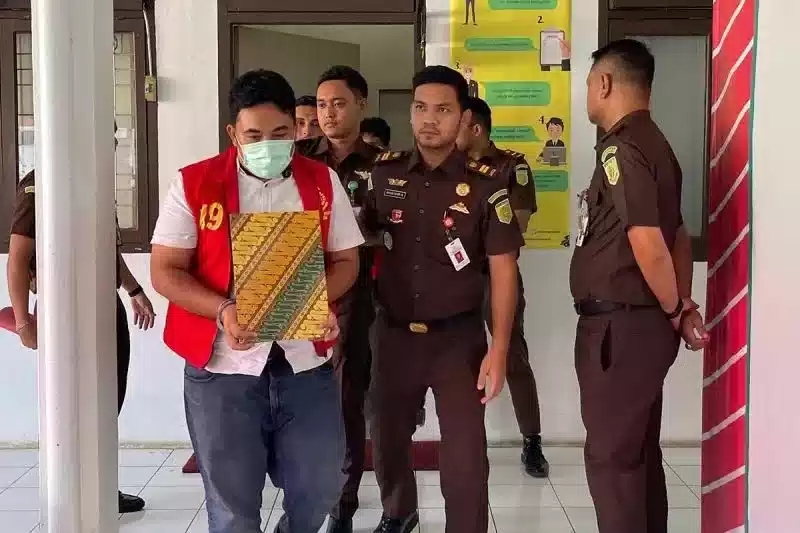 Kejari Aceh Besar Tahan Empat Tersangka Korupsi Puskesmas I Teras Media