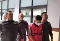 Keterangan foto : Matahukum mendorong penyidik di Kejaksaan Tinggi (Kajati) Banten untuk menyeret petingi lainnya yang terlibat dalam pembobolan brangkas Bank Banten di Malingping, Sabtu (10/2/2024)