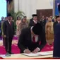 Keterangan foto : Presiden Joko Widodo (Jokowi) resmi melantik sebanyak sembilan anggota Komisi Kejaksaan periode 2024-2028 siang tadi di Istana Merdeka, Selasa 21 Februari 2024.