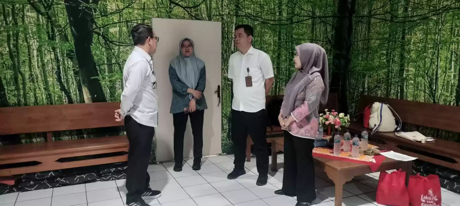 BNPT Lakukan Peninjauan Perkembangan Hasil Pembinaan Napiter Lapas Cirebon I Teras Media