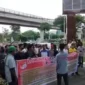 Keterangan foto : Demo di Kantor Kejati Sumsel, Jumat (23/2/2024) 