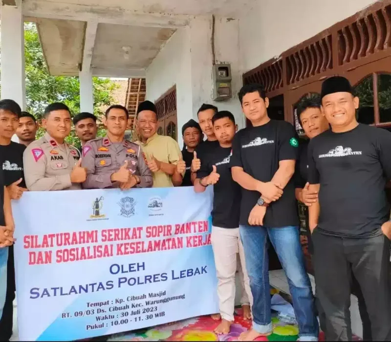 Keterangan foto : Serikat Sopir Banten (SSB) yang berafiliasi dengan Federasi Serikat Buruh Keadilan (FSBK), Kamis (7/2/2024) 
