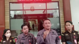 Keterangan foto : Tim penyidik Pidana Khusus (Pidsus) Kejaksaan Negeri (Kejari) Jakarta Pusat (Jakpus) akhirnya menahan empat orang tersangka, Kamis (7/3/2024) 