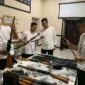 Keterangan foto : Petugas Lapas Cirebon Lakukan Stock Opname dan Pemeliharaan Rutin Senjata Api Laras Panjang, (Jum'at, 15/3/2024) 