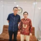 Keterangan foto : Martin Manurung Anggota DPR-RI Fraksi Nasdem Dapil Sumut II menerima kedatangan Fedirman Laia (Pengurus Pusat GMKI) di ruang Kerjanya, Jumat (15/3/2024) 