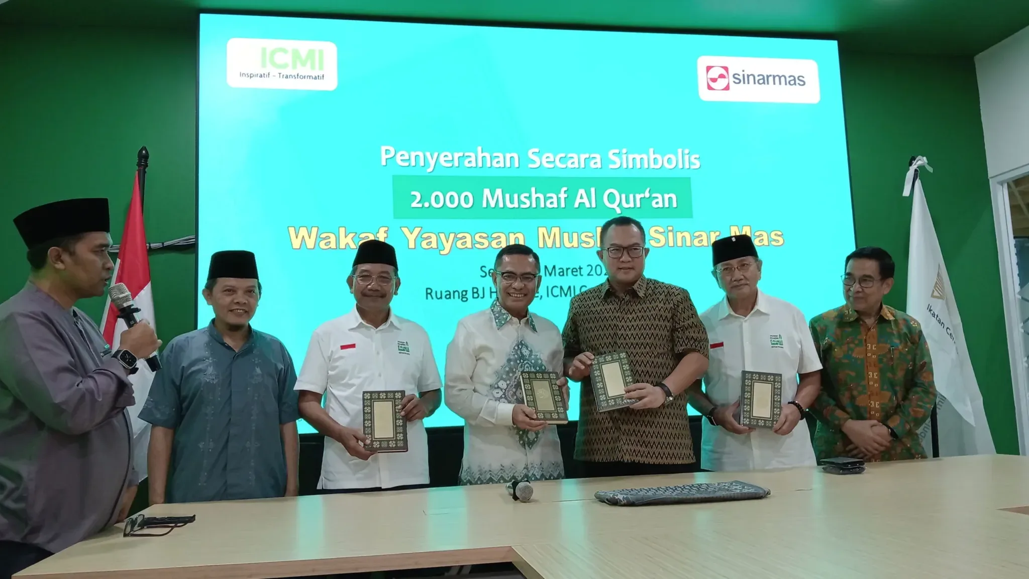 Sambut Ramadan, ICMI dan Yayasan Muslim Sinar Mas Kerjasama Distribusikan Ribuan Mushaf Al-Quran Secara Gratis I Teras Media