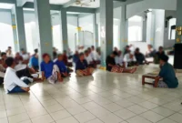 Keterangan foto : Warga binaan lapas Cirebon manfaatkan waktu mengikuti kultum Ramadhan jelang berbuka, (Rabu, 20/3/2024)