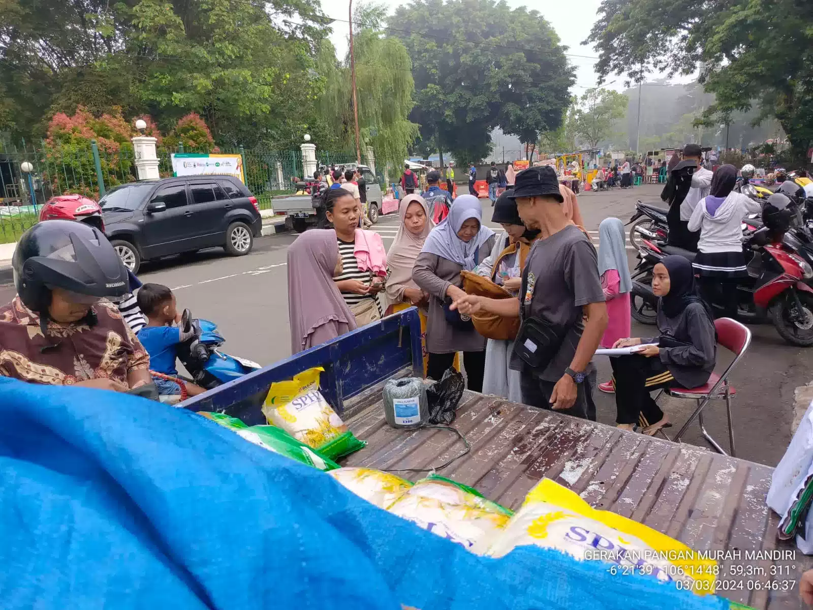 Bulog Terus Kendalikan Inflasi Lewat Gerakan Pangan Murah di Lebak I Teras Media