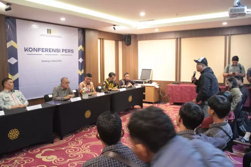 Keterangan foto : Konferensi pers Ditjen AHU Terkait Dualisme Kepemimpinan Ikatan Notaris Indonesia Bersama Kemenkumham , (Rabu, 27/3/2024) 