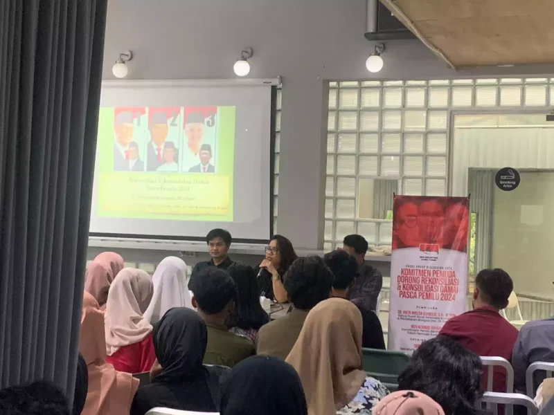 Keterangan foto : Badan Eksekutif Mahasiswa Nusantara (Bemnus) Wilayah Jawa Timur gelar focus group discussion tentang penguatan literasi politik dan konsolidasi damai pasca Pemilu 2024 pada Kamis (28/3/2024) 
