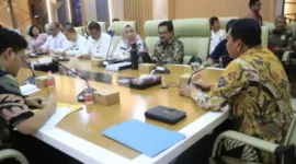 Keterangan foto : Pemerintah Kabupaten (Pemkab) Tangerang memastikan revitalisasi Pasar Kutabumi terus berlanjut, Jumat (1/3/2024) 
