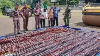 Kejari Jakarta Pusat Musnahkan Barang Bukti Narkoba dan Ribuan Botol Miras I Teras Media