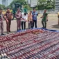 Menjelang bulan suci Ramadhan, Kejaksaan Negeri (Kejari) Jakarta Pusat dibawah komando Safriyanto Zuriat Putra kembali memusnahkan barang bukti narkoba, obat-obatan terlarang, dan minuman keras yang sudah berketetapan hukum (inkrach).