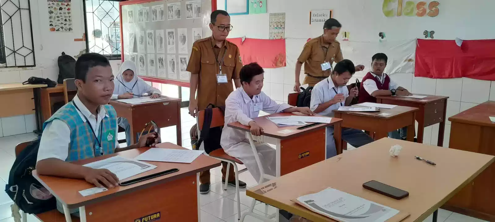 Kepsek SKh Negeri 01 Lebak Buka Ujian Satuan Pendidikan ( USP ) Kelas III SDKh SMPKh dan SMAKh Tahun 2024