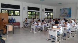 Suasan Hari Pertama Kegiatan Ujian Sekolah Kelas XII Tahun 2024 SMKN 2 Rangkasbitung. Doc Khusus