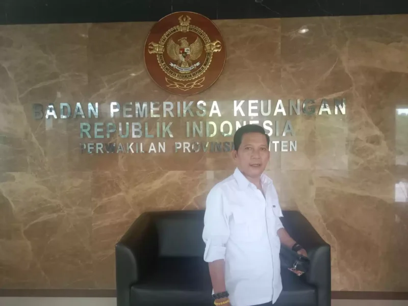 Keterangan foto : Sekjen Mata hukum, Mukhsin Nasir saat berada di BPK, Jumat (5/4/2024) 