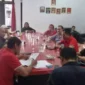 Ketua DPC PDIP Lebak di dampingi Ketua Pelaksana Pendaftaran Bacalon Bupati dan Wakil Bupati Lebak di Pilkada 2024 - 2029 beserta jajarannya saat melakukan Lounching Pendaftaran di Kantor DPC PDIP pada 18/4/2024
